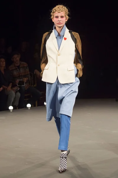 Look 36